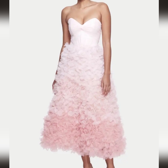 Marchesa Dresses & Skirts - Marchesa Notte Ombré Strapless Cocktail Dress